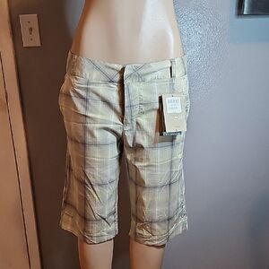 Stylish Yellow Plaid Women's Bermudas
